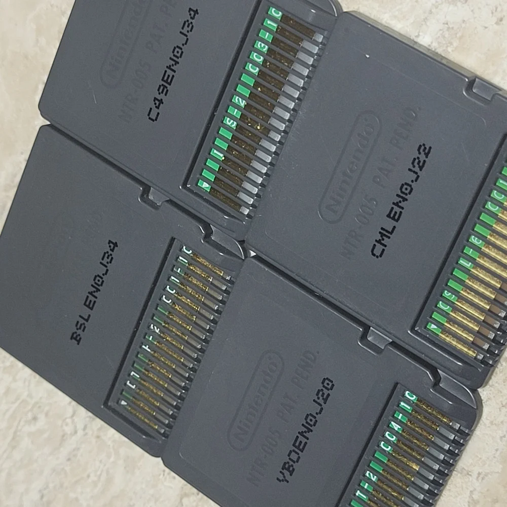 Nintendo Black DS Game Collection - Picture 6 of 8